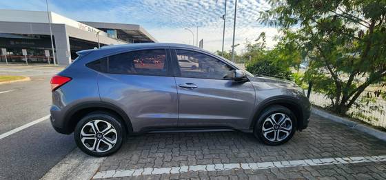 HONDA HR-V 1.8 16V FLEX EX 4P AUTOMÁTICO HONDA HR-V 1.8 16V FLEX EX 4P AUTOMÁTICO